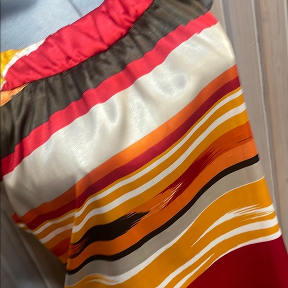 AB Studio Ruched Red and Gold Sleeveless Tank - Picture 2 of 7